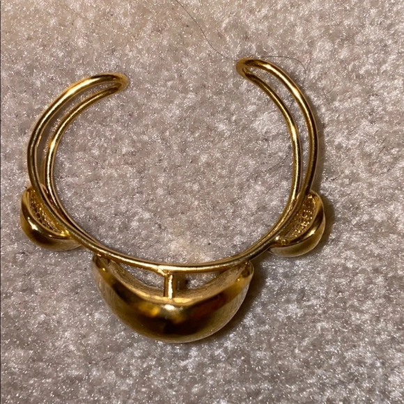 Vintage gold tone chunky cuff bracelet - Picture 3 of 4